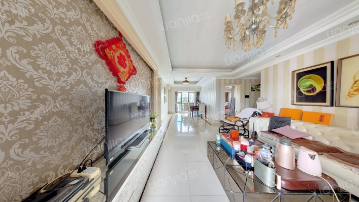 鸿威鸿景华庭北区二手房实景图