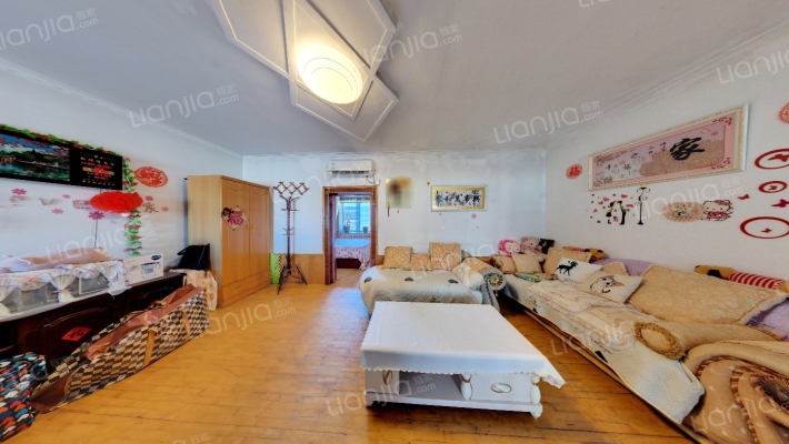 体育场白瓷砖楼二手房实景图