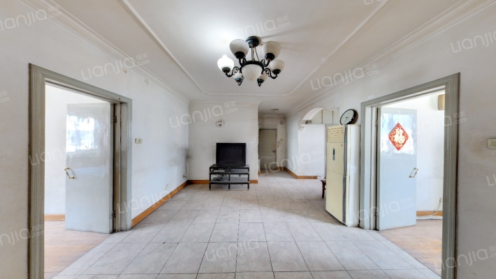 凌研里二手房实景图