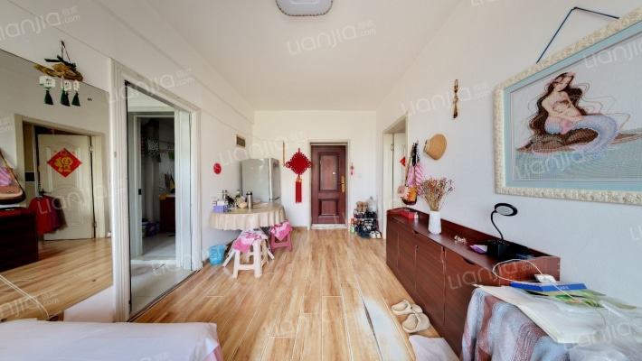 南岭新城三期二手房实景图