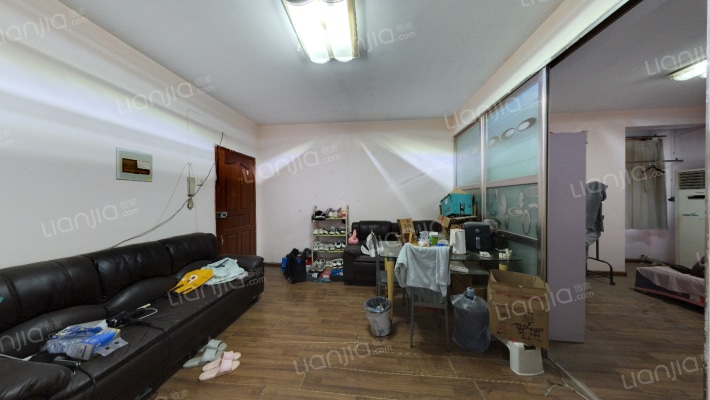 奥林匹克小区二手房实景图