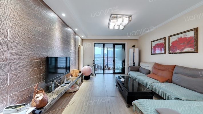 升龙国际中心D区二手房实景图