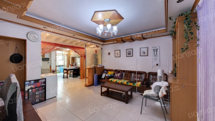 康泰里二手房实景图