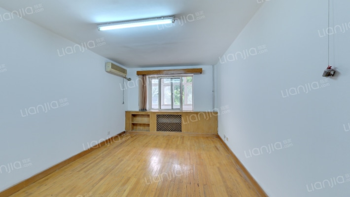 南露园二手房实景图