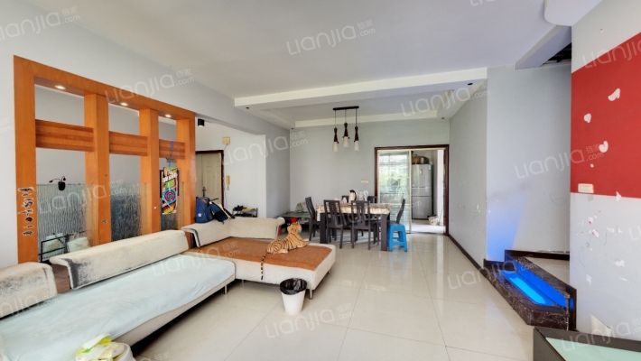 春城雅云轩二手房实景图