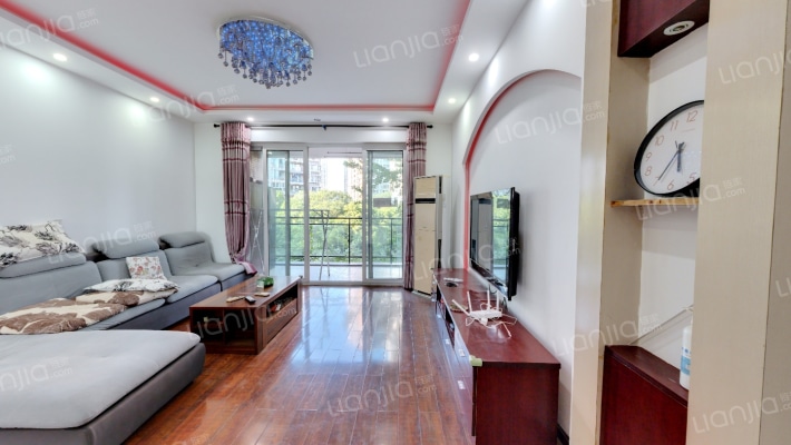 朵力尚美国际二手房实景图