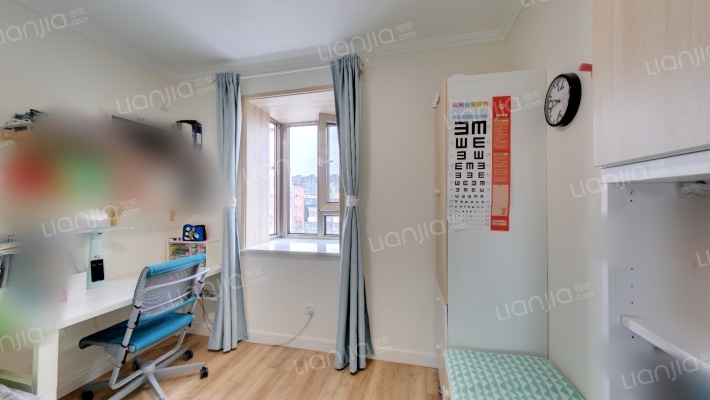 新建里二手房实景图