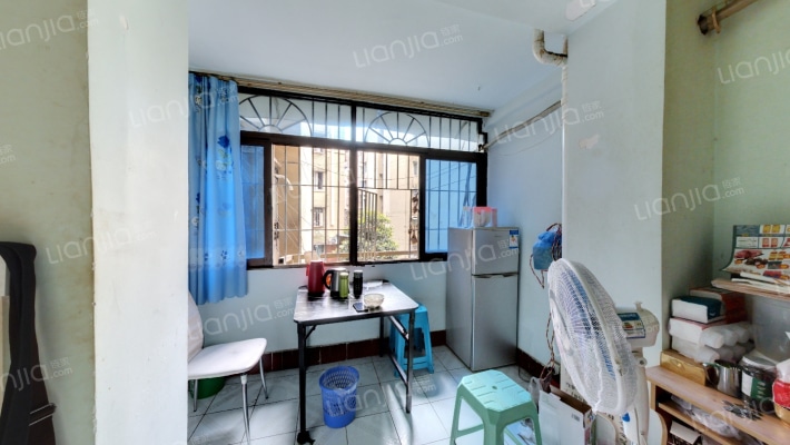 建设路小区二手房实景图