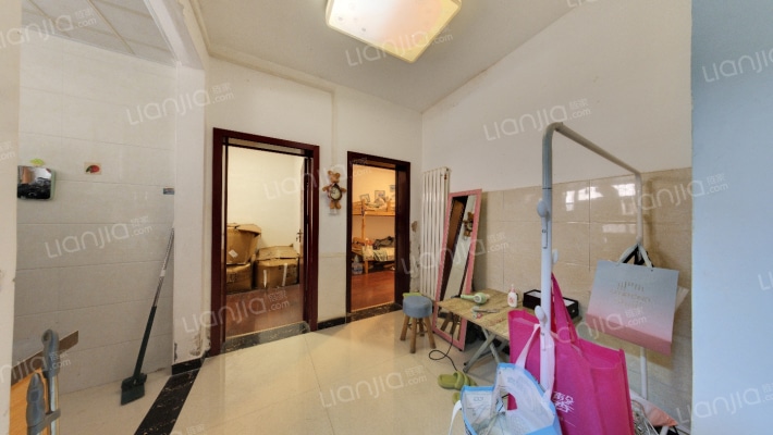 保全街7-31号院二手房实景图