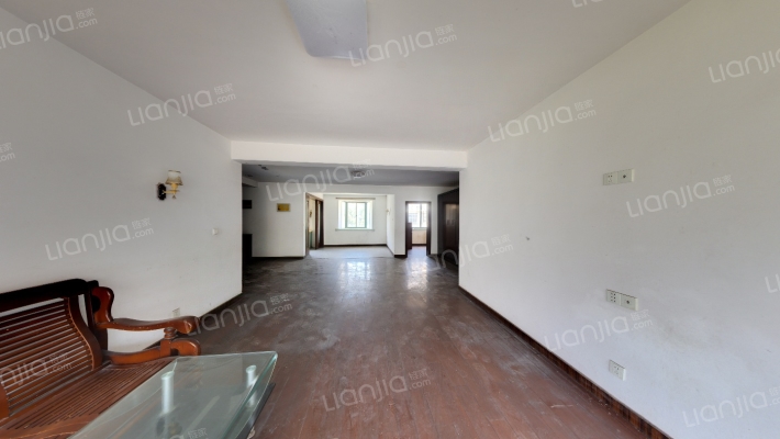 秦峰花园二村二手房实景图