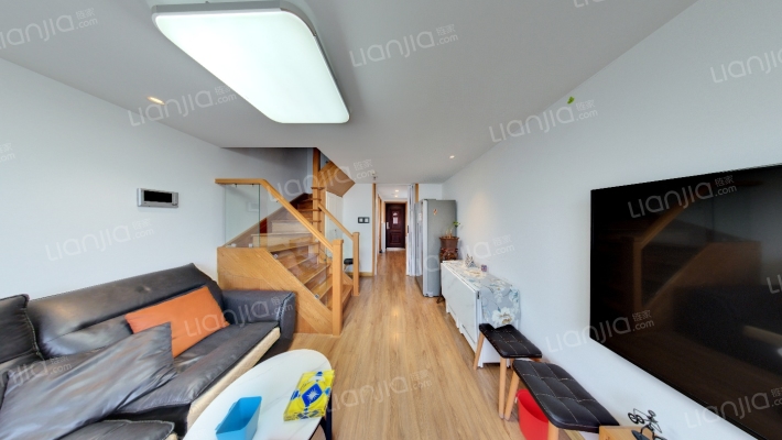 恒峰天泉小镇欢乐颂二手房实景图