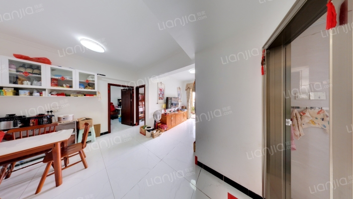 鸿港湾公馆二手房实景图