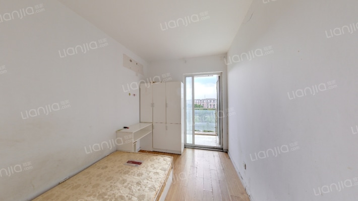 怡邻社区五区二手房实景图