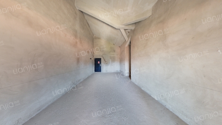 盛唐叠彩山一期二手房实景图