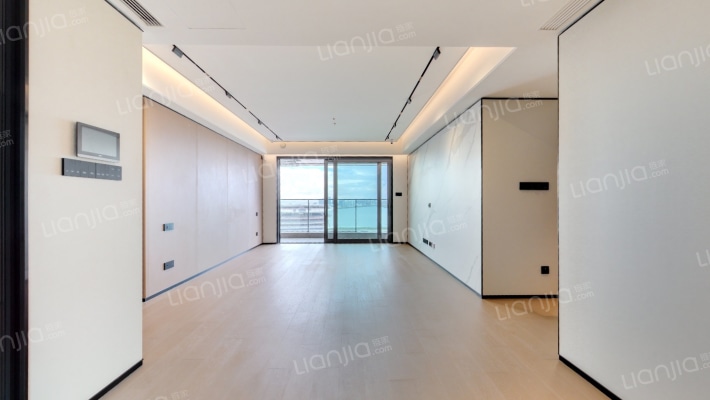 前海润峯府二手房实景图