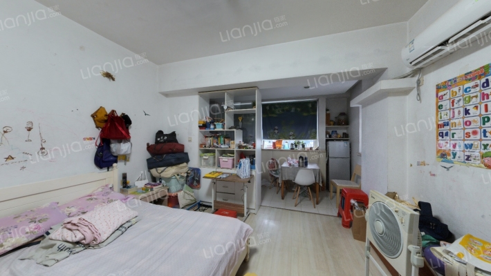 绿都泰富广场二手房实景图