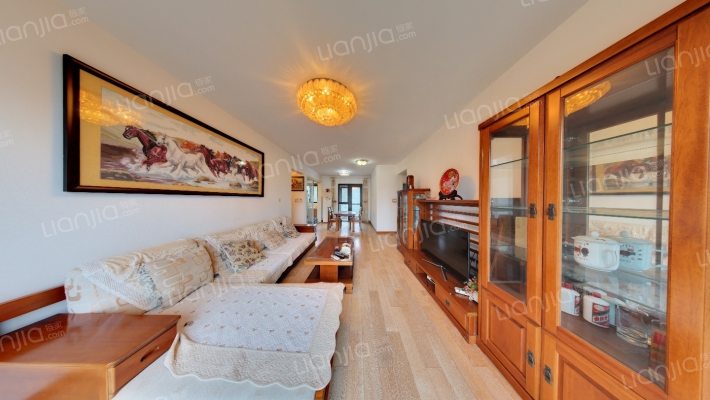 大连天地悦翠台一期二手房实景图