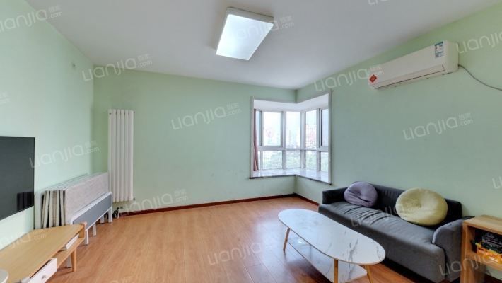 冬季星空二手房实景图