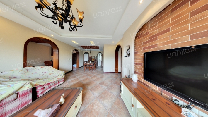 隆鑫花漾湖二手房实景图