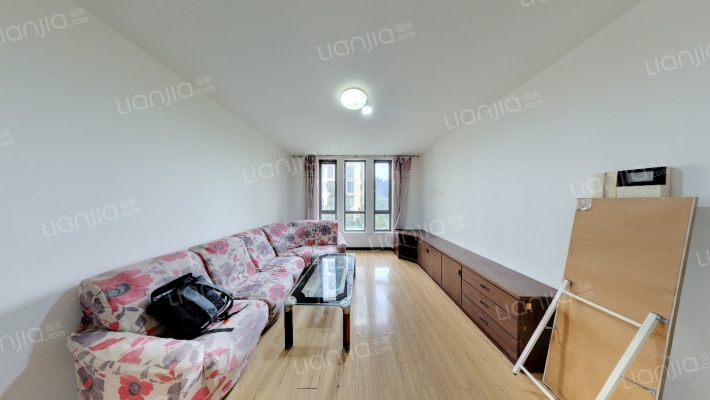 普罗旺世3期东区二手房实景图