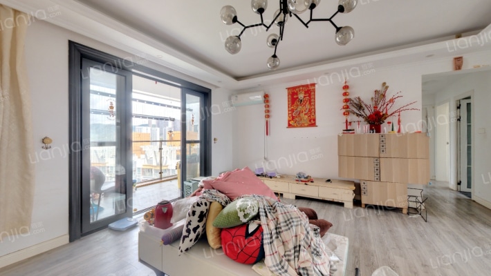 东方盛世花园二手房实景图