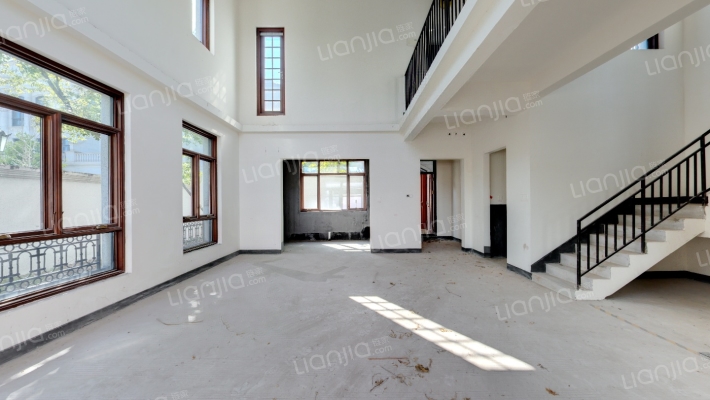 绿城两江御园蔷薇园二手房实景图