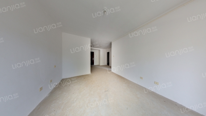 龙蟠佳苑二手房实景图