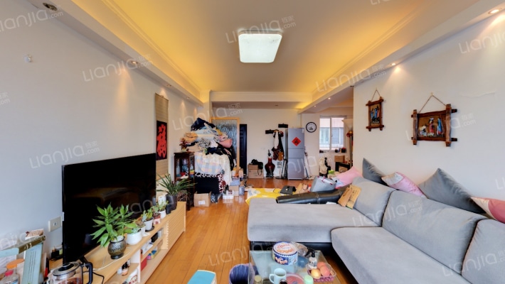 阳澄湖滨花园大厦二手房实景图