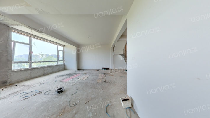 海铭听涛别院二手房实景图