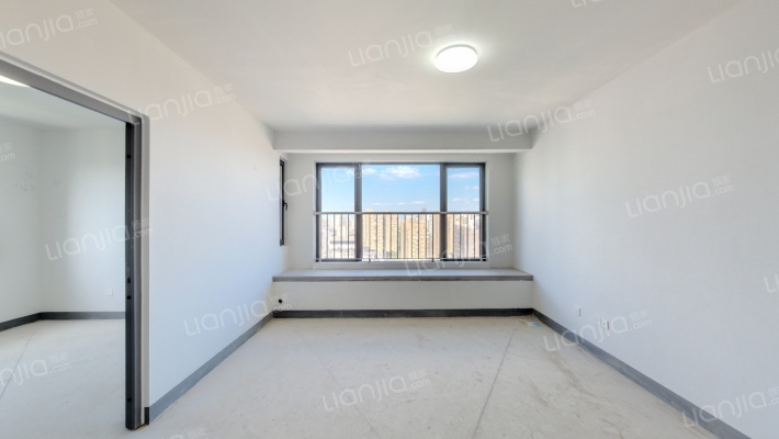 影翠华庭二手房实景图