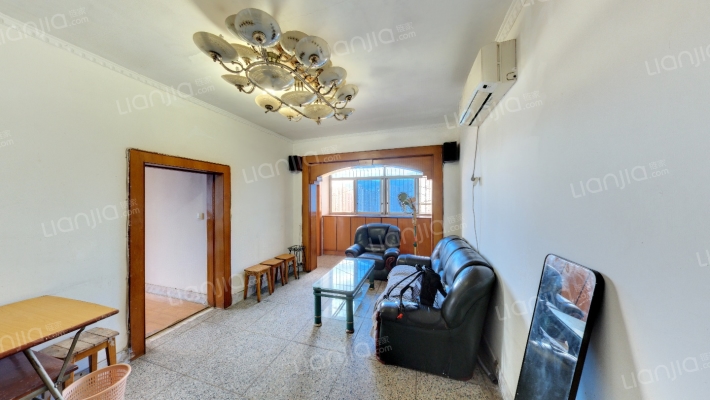 长航小区二手房实景图