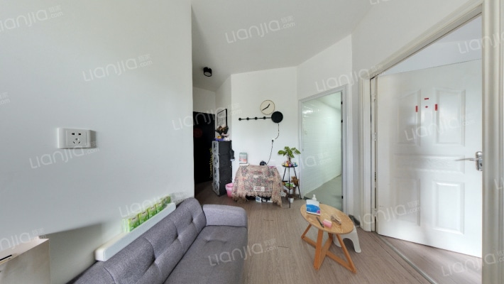 阳光花地苑二手房实景图