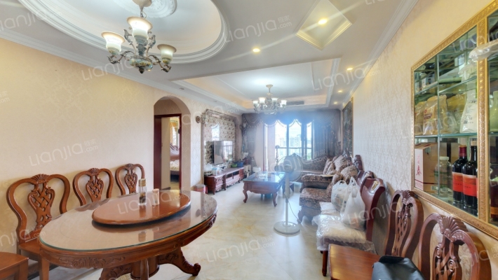 保利江上明珠畅园二手房实景图