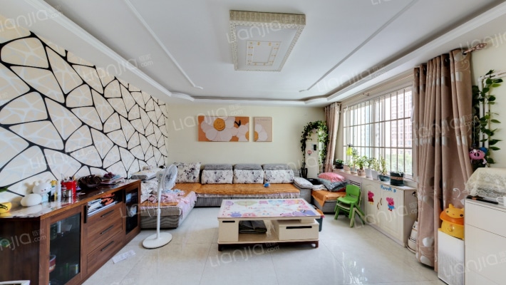 泾渭苑三区二手房实景图