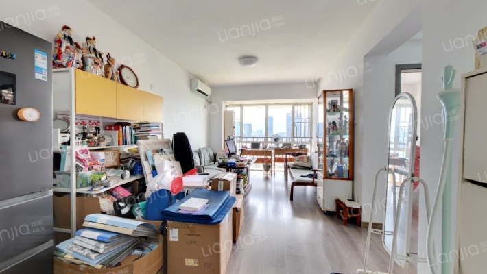 缤纷年华二手房实景图