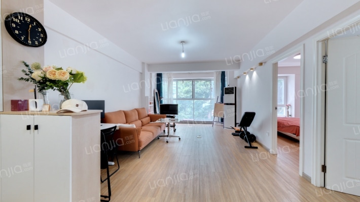 雷圳碧榕湾名苑二手房实景图