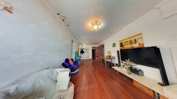 沁芳名苑二手房实景图