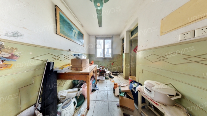 劳动路100号二手房实景图