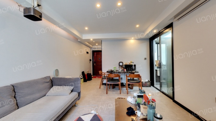 新风悦居二手房实景图