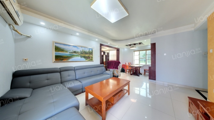 信义假日名城五期B山翠居二手房实景图