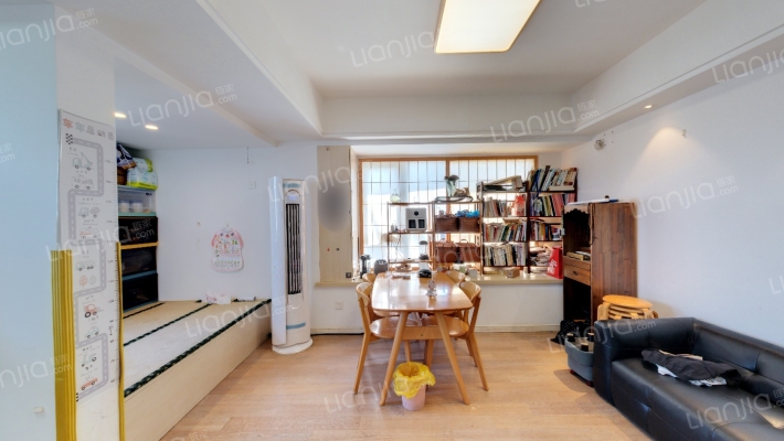 万科北宸之光三期拱宸二手房实景图