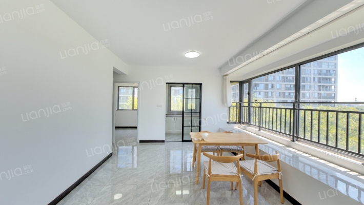 悦融湾二手房实景图