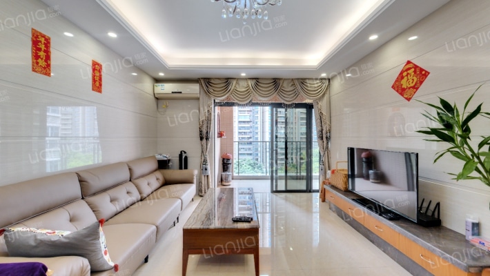 依云水岸一期二手房实景图