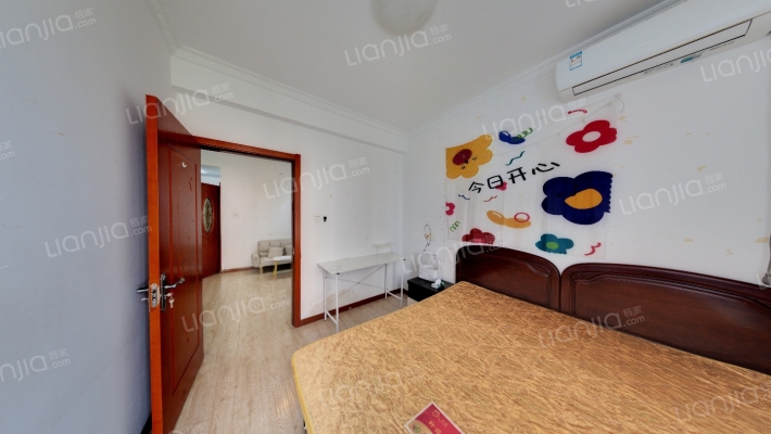 中海华庭二手房实景图