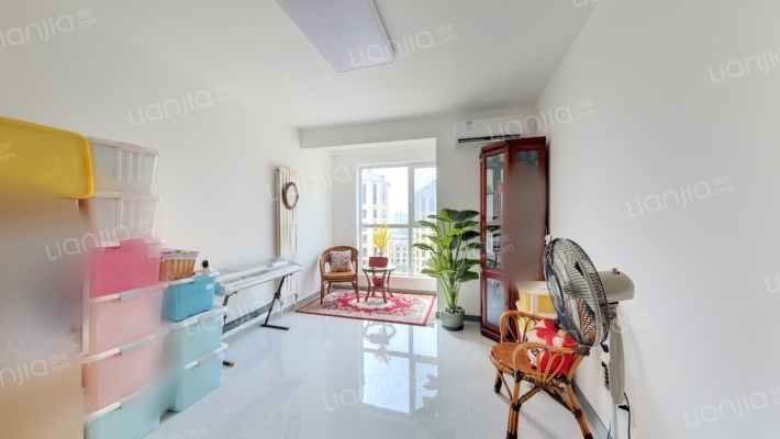 畅悦华庭二手房实景图