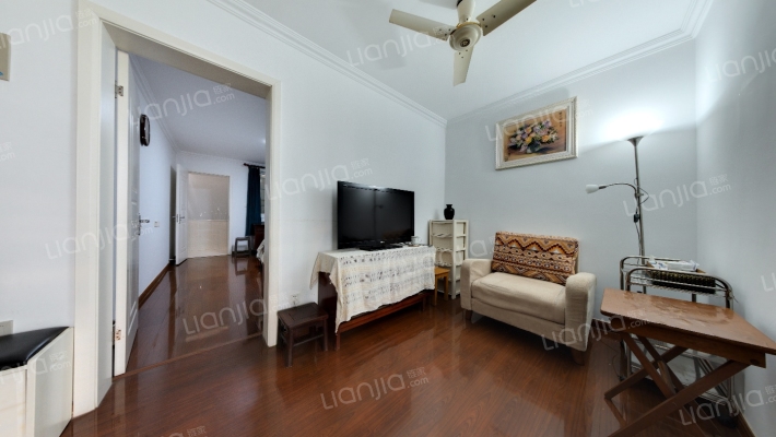 新养蚕里新村二手房实景图