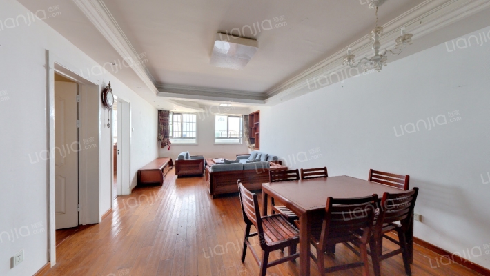 伊莎贝拉国际公馆二手房实景图