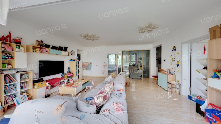 亿达第一郡三期二手房实景图