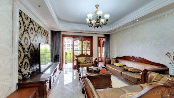 斌鑫湖山郡二手房实景图