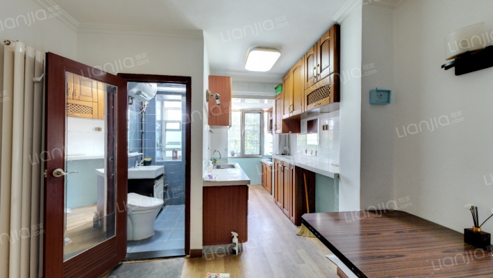 感化胡同3号院二手房实景图